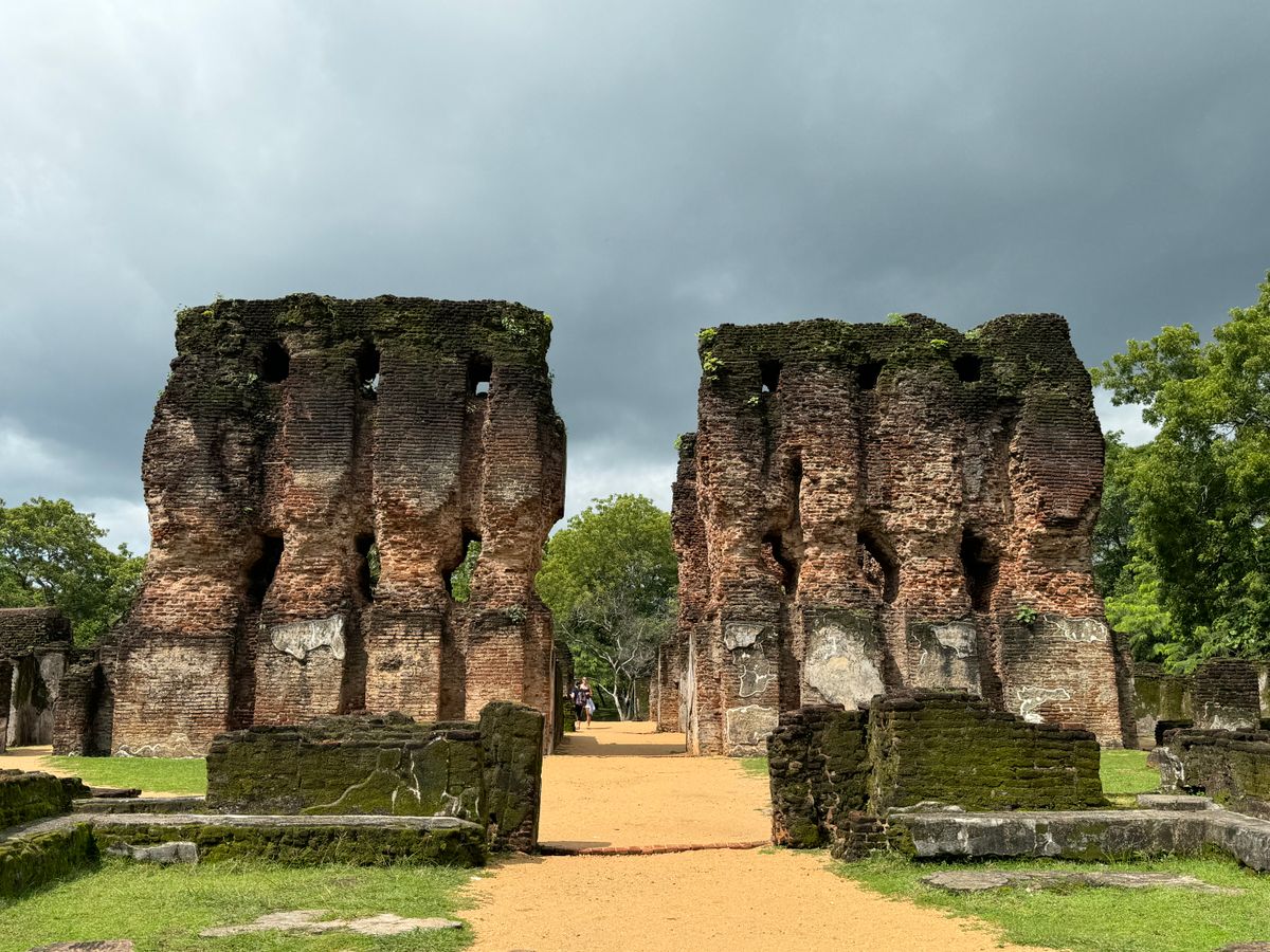  Polonnaruwa 1